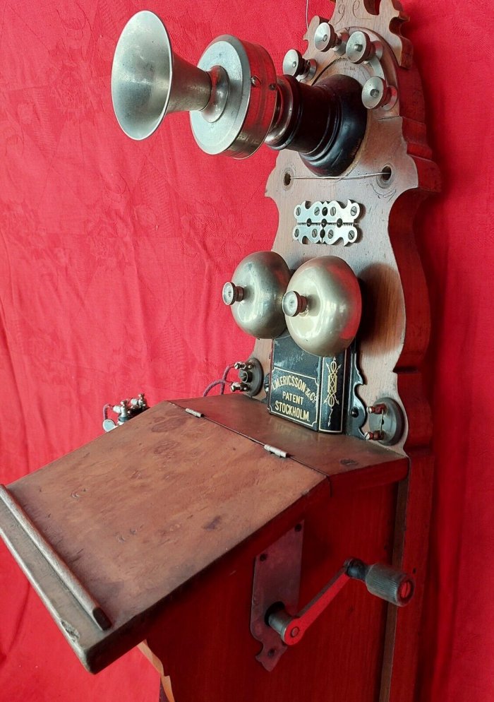 302.jpg (7423 bytes)