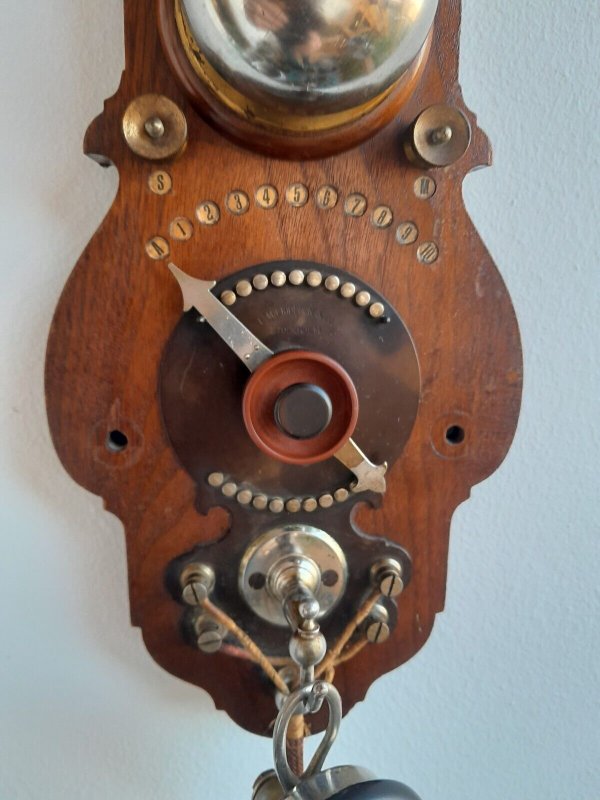 768.gif (34000 bytes)